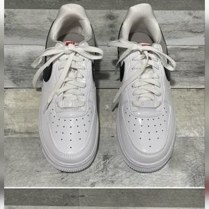 NIKE Women’s Air Force 1 '07 ESS Sneaker - Light Iron Ore/ Black/ White - Sz-8.5